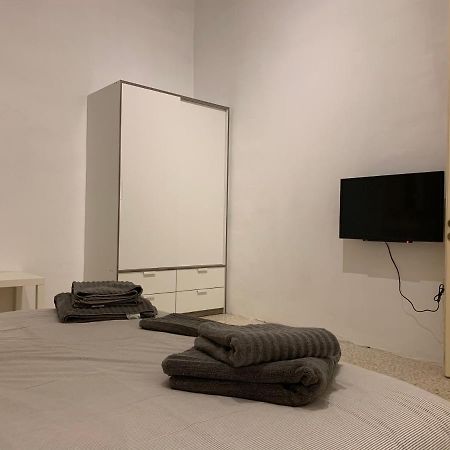 4 Bedroom Apartment In Sliema Near The Sea Exterior foto